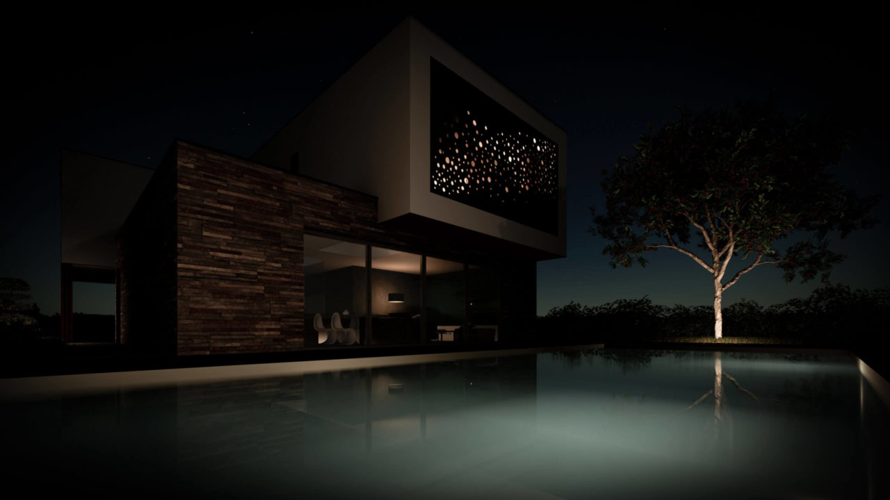 Maison moderne éclairée la nuit avec piscine et arbre.